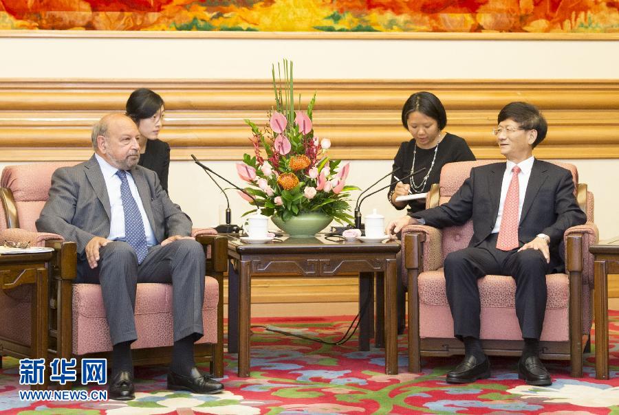 9月5日，中共中央政治局委員、中央政法委書記孟建柱在北京中南海會見國際法院院長亞伯拉罕。 新華社記者 黃敬文 攝 