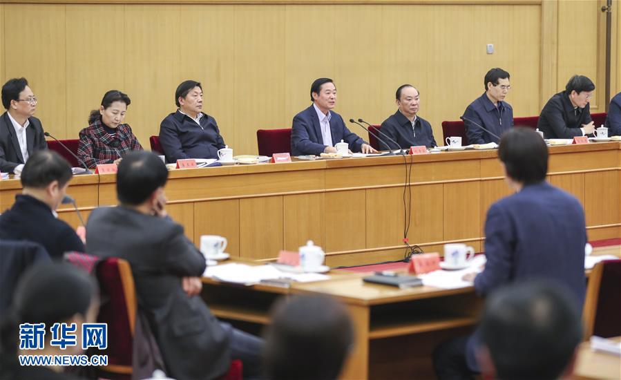 3月17日，中共中央政治局委員、中央書記處書記、中宣部部長劉奇葆在北京出席中華優(yōu)秀傳統(tǒng)文化傳承發(fā)展工作座談會(huì)。 新華社記者丁林?jǐn)z