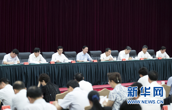 7月12日，中共中央政治局委員、中央書記處書記、中宣部部長劉奇葆在北京出席全國出版工作會(huì)議。 新華社記者 丁海濤 攝